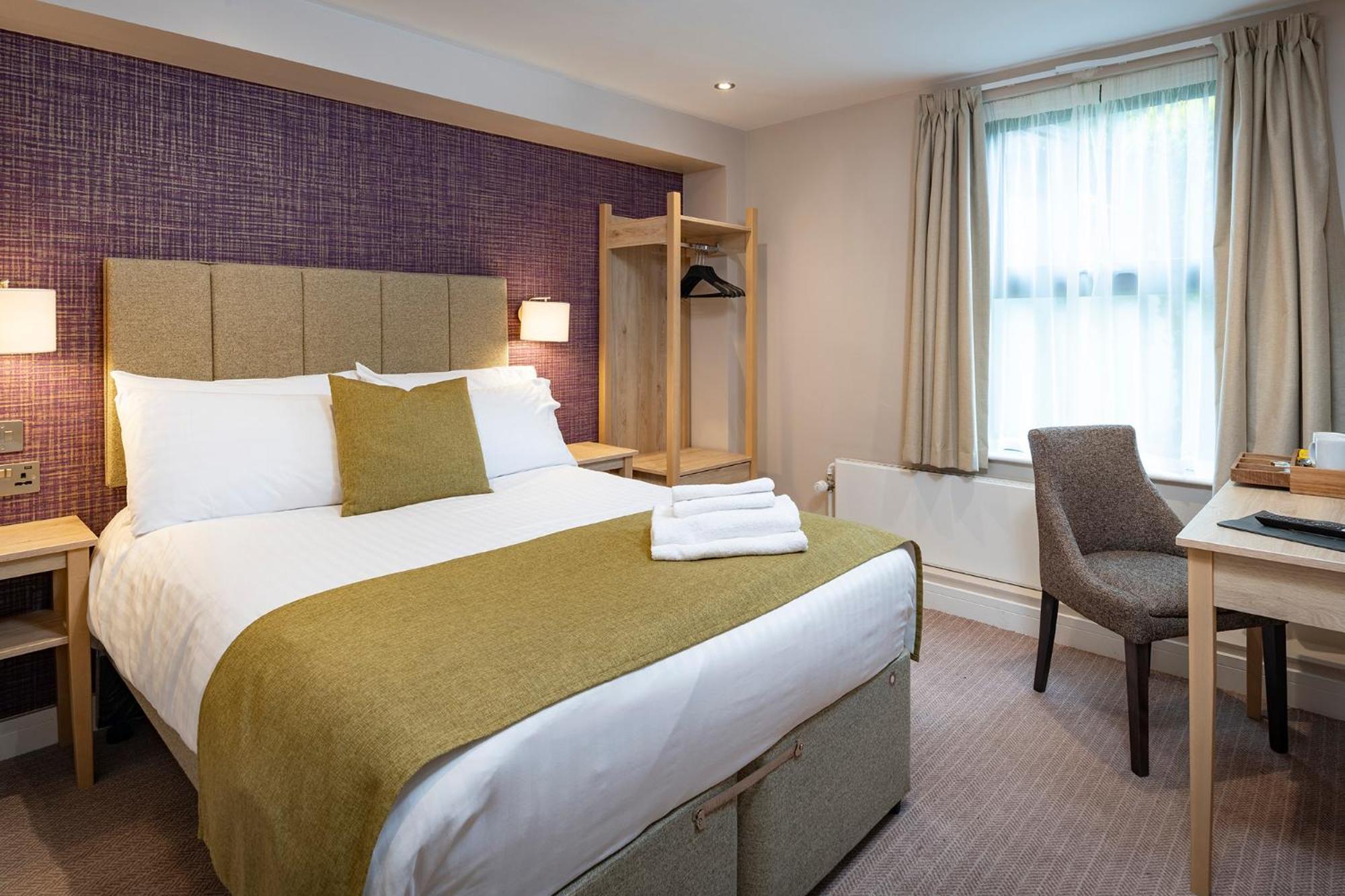 Lydiard Park Hotel & Conference Centre Суиндон Экстерьер фото